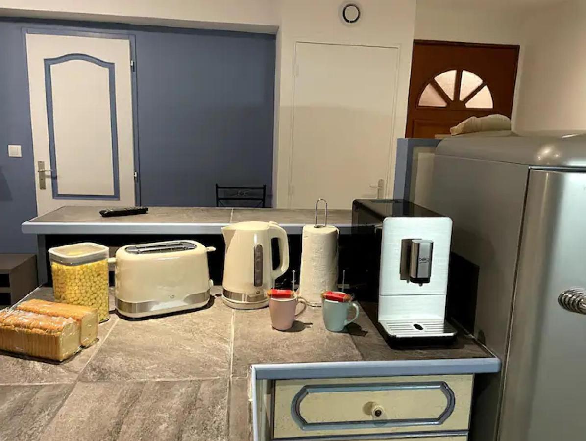 Appartement Avec Parking Gratuit Et Wifi Vierzon Eksteriør billede