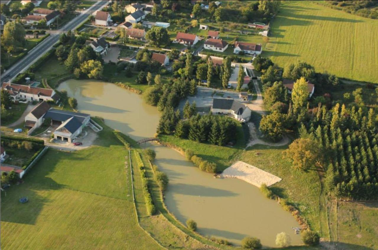 Appartement Avec Parking Gratuit Et Wifi Vierzon Eksteriør billede