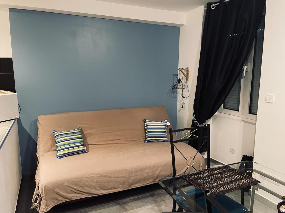 Appartement Avec Parking Gratuit Et Wifi Vierzon Eksteriør billede