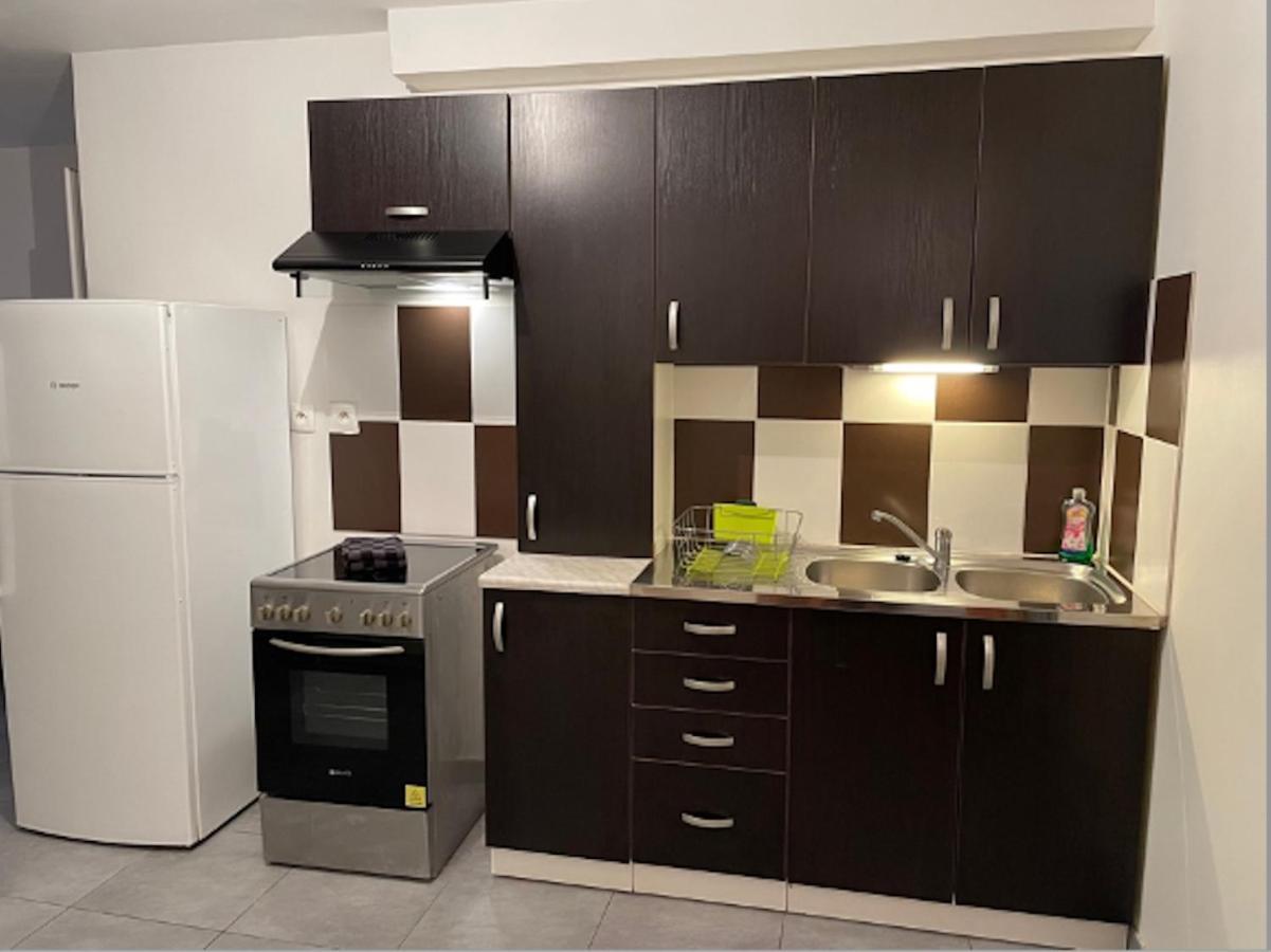 Appartement Avec Parking Gratuit Et Wifi Vierzon Eksteriør billede